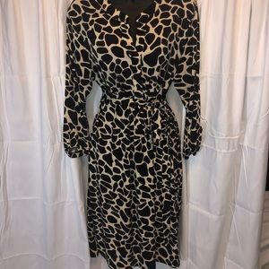 EN FOCUS STUDIO SIZE 14 Animal Print Dress